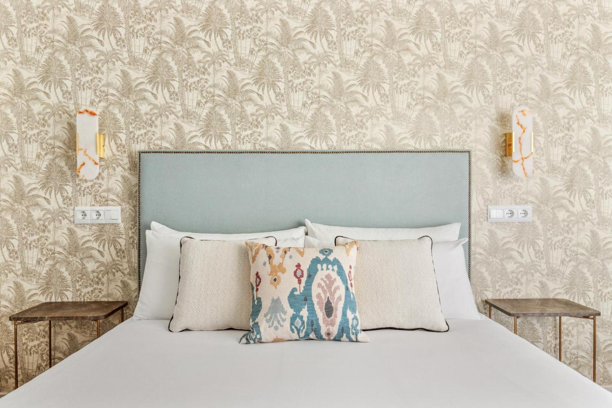 Epidemia & Quite Bedrooms By Ele Apartments Malaga Exterior photo