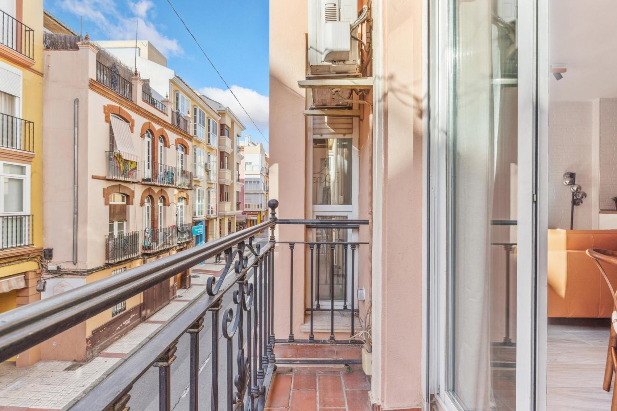 Epidemia & Quite Bedrooms By Ele Apartments Malaga Exterior photo